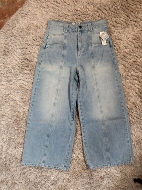 We The Free Light Blue Denim Jeans with Label Detail. NEW